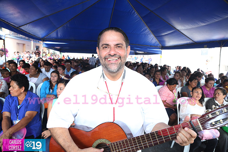 Personal del MTI celebra novenario a la Concepción de María