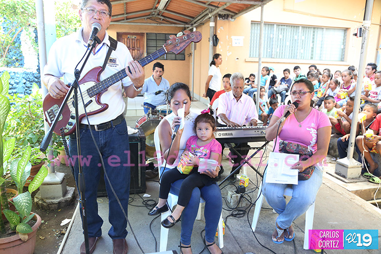 Personal del MTI celebra novenario a la Concepción de María