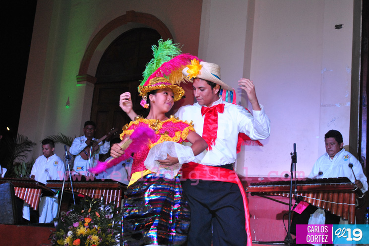 Homenajean en Masaya a los hermanos Palacios, pioneros de la Marimba