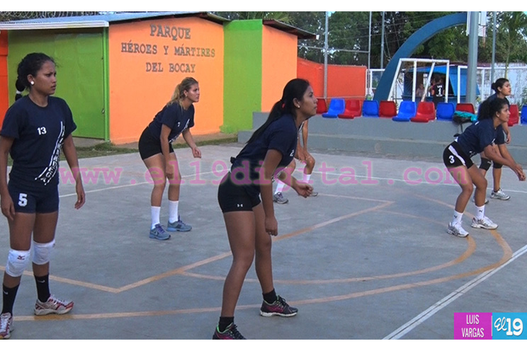 Jóvenes nicaragüenses miden sus habilidades en Campeonato Nacional de Voleibol