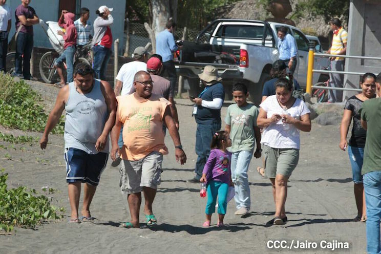 Momotombo activado: volcán emana cenizas y gases