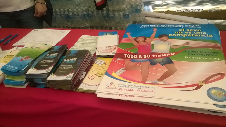 Realizan caminata en el Día Internacional de Lucha contra el VIH