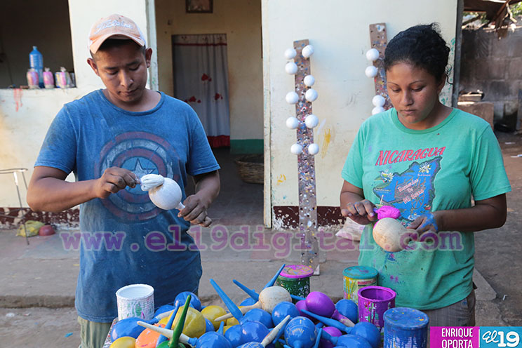 Artesanos de Masaya presentan variada oferta de productos tradicionales para la Gritería y purísimas