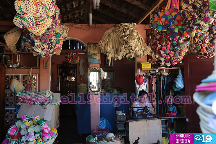 Artesanos de Masaya presentan variada oferta de productos tradicionales para la Gritería y purísimas