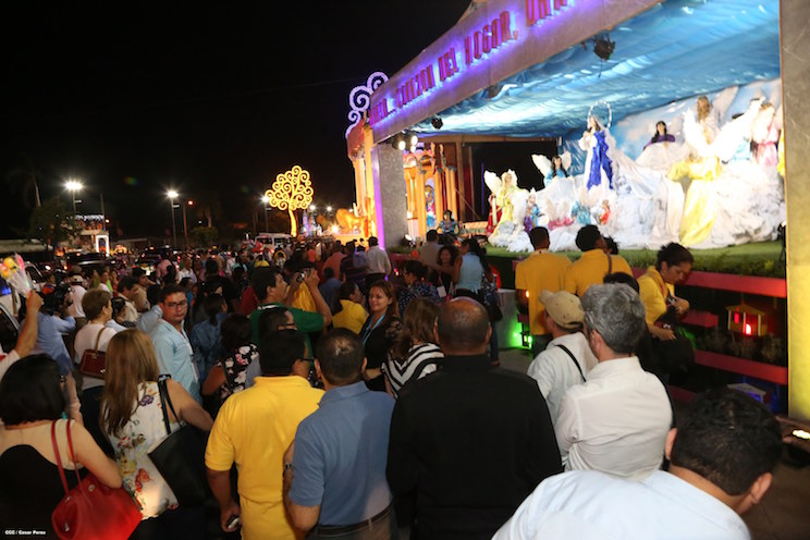 Delegados Internacionales de Turismo recorren Avenida de Bolívar a Chávez