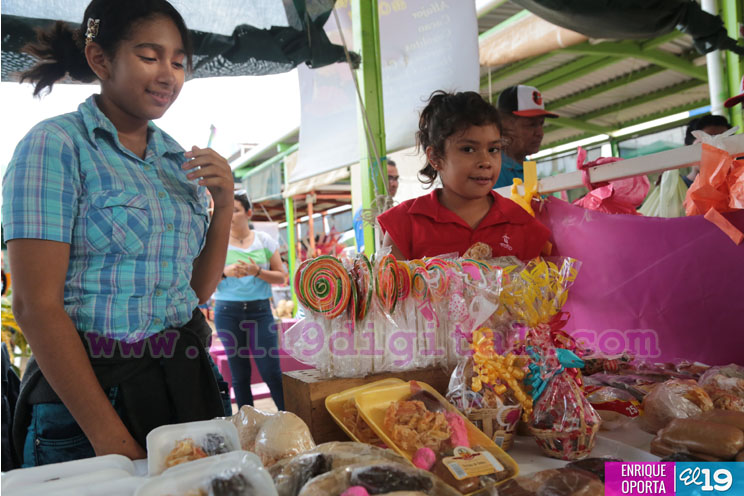 Parque de Ferias luce todo el tradicionalismo mariano en honor a Purísima