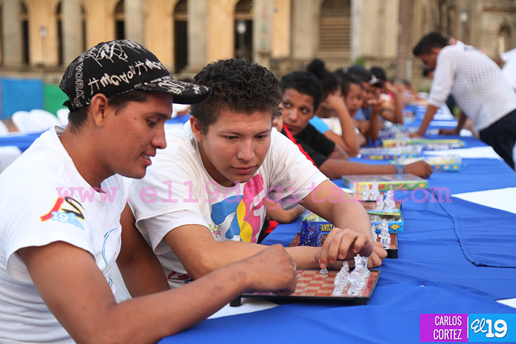 Estudiantes participan en I Torneo Departamental de Ajedrez