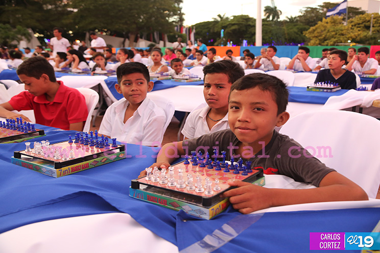 Estudiantes participan en I Torneo Departamental de Ajedrez
