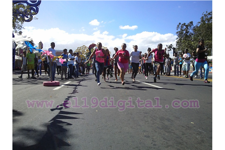 Un domingo por la mañana en la Avenida de Bolívar a Chávez