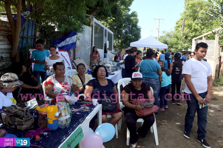 Ferias Solidarias Comunitarias en barrio Carlos Núñez