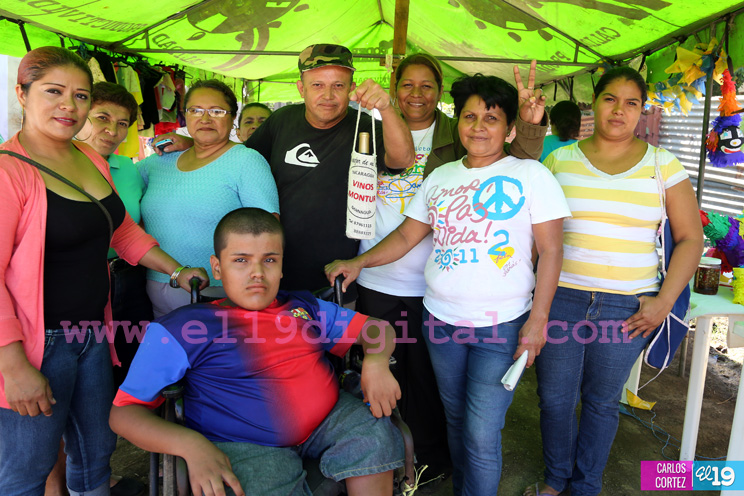 Ferias Solidarias Comunitarias en barrio Carlos Núñez