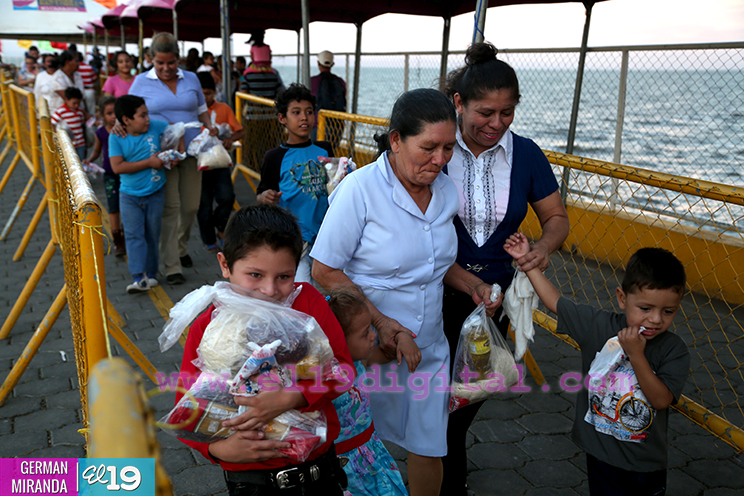 Celebran Purísima Acuática en Puerto Salvador Allende