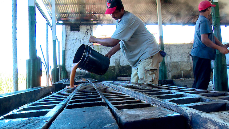 Dulce, churros y melcochas para la tradicional gritería