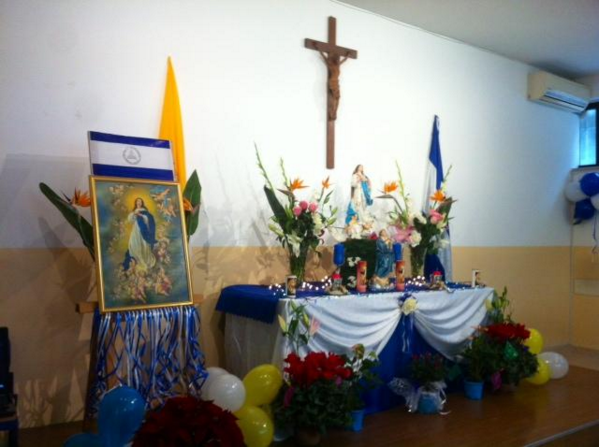 Embajada de Nicaragua celebra junto a comunidad nicaragüense en Italia la tradicional Purísima