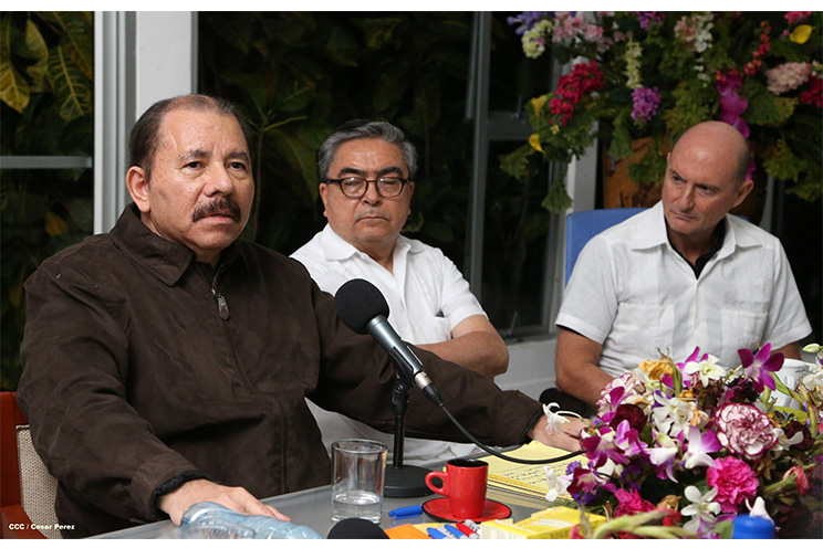 Presidente Daniel sostiene encuentro con Grupo de Consejeros del BID