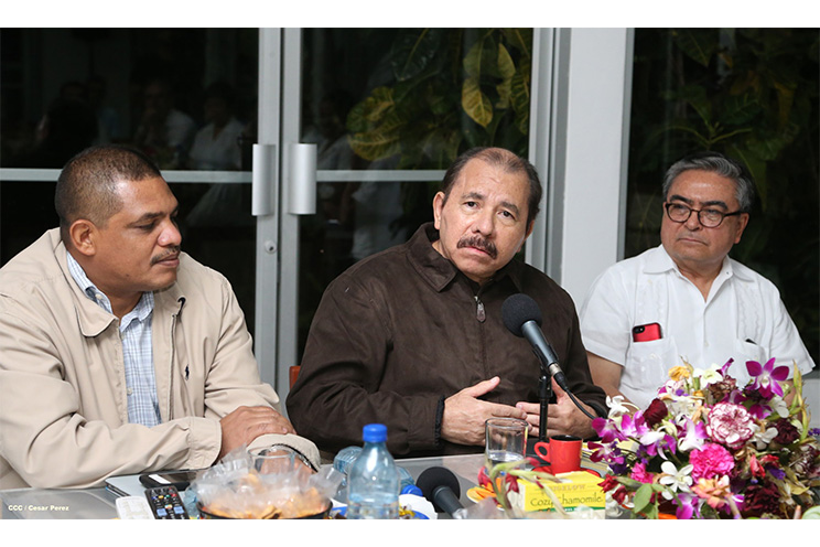 Presidente Daniel sostiene encuentro con Grupo de Consejeros del BID