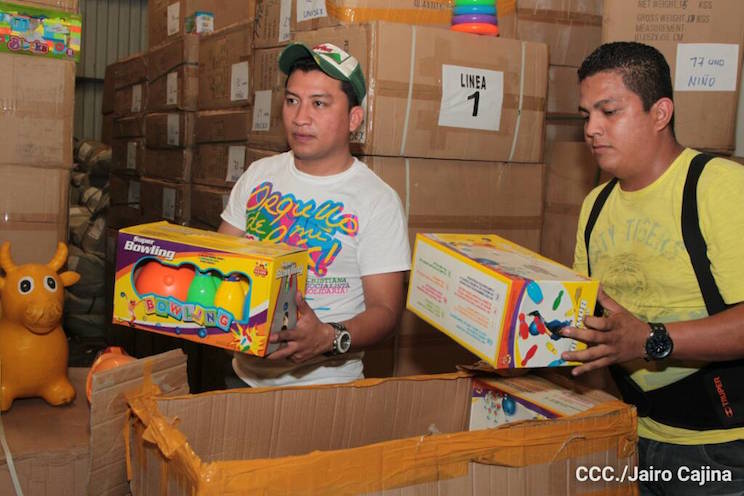 Inicia distribución de juguetes a todo el país