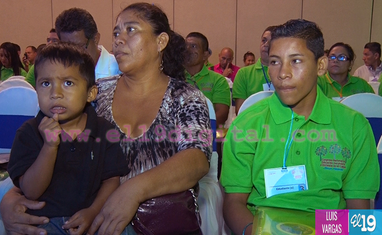 Inauguran I primer Congreso Nacional de Educación Secundaria a Distancia en el Campo
