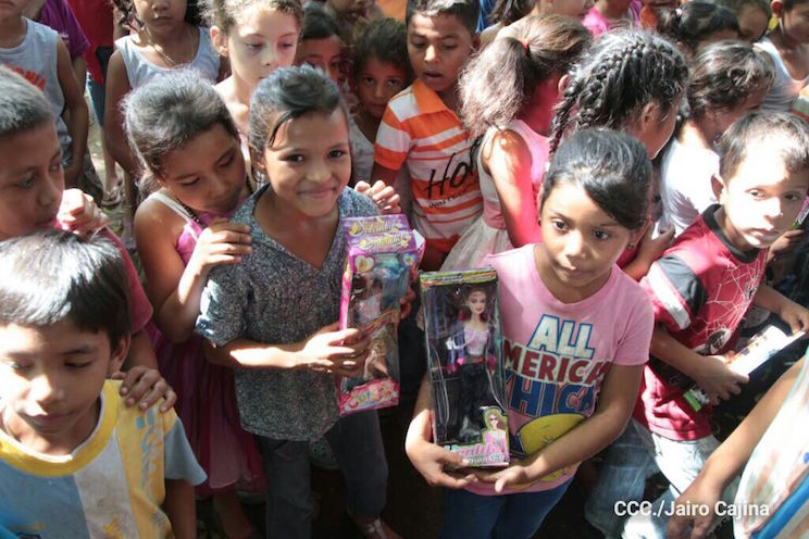 Gobierno Sandinista entrega juguetes a niños y niñas de Chinandega