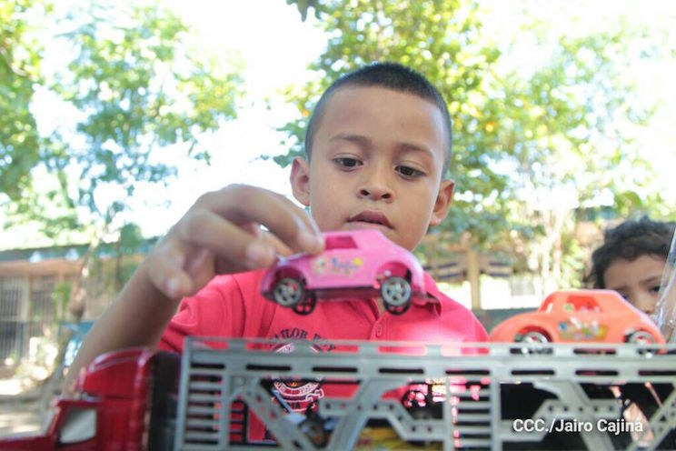 Gobierno Sandinista entrega juguetes a niños y niñas de Chinandega