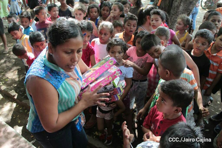 Gobierno Sandinista entrega juguetes a niños y niñas de Chinandega