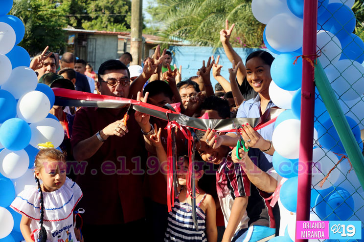 Familias inauguran mejoras integrales del parque en el Barrio El Recreo