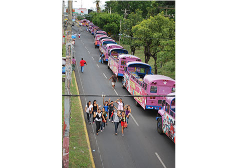 Listos buses pelones para la gran caravana popular del Repliegue Táctico a Masaya