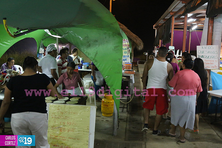 Productos naturales y 100% nicaragüenses despuntan en Feria Navideña de la Economía Familiar