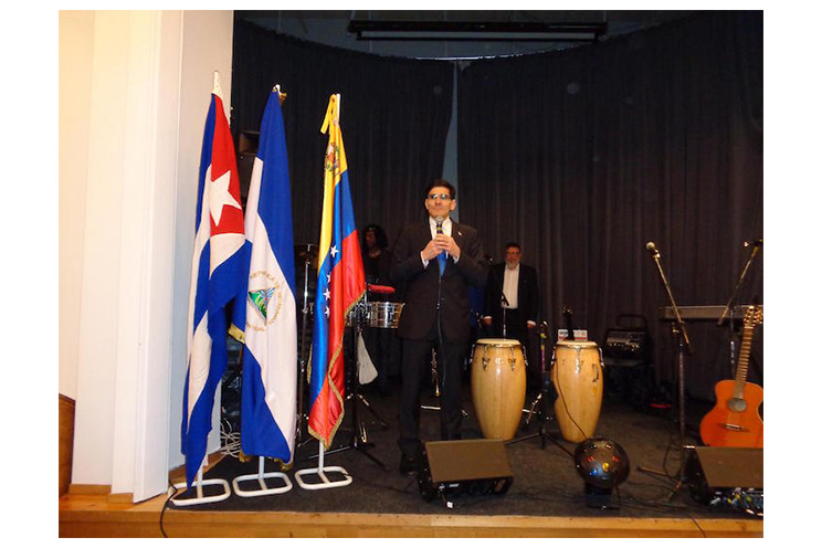Al ritmo del Palo de Mayo celebran en Finlandia aniversario del ALBA