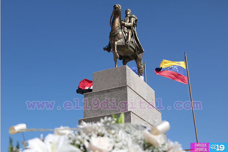 Conmemoran 185 aniversario del tránsito a la inmortalidad del Libertador Simón Bolívar
