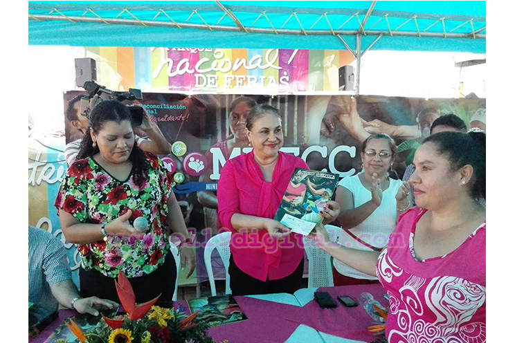 Mefcca entrega 35 Bonos Productivos para fortalecer planes de negocios a mujeres de Las Segovias