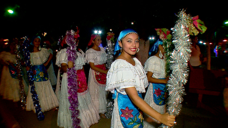 Familias de Masaya celebran alegres y tradicionales pastorelas