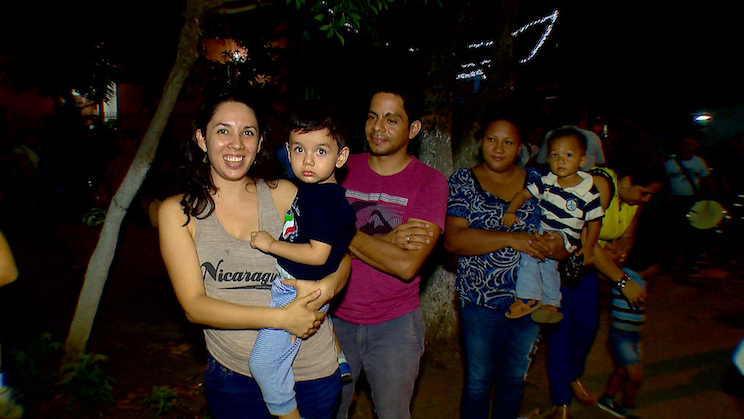 Familias de Masaya celebran alegres y tradicionales pastorelas