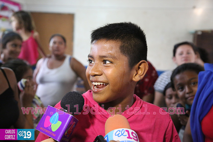Continúa entrega de juguetes para brindar felicidad a la niñez