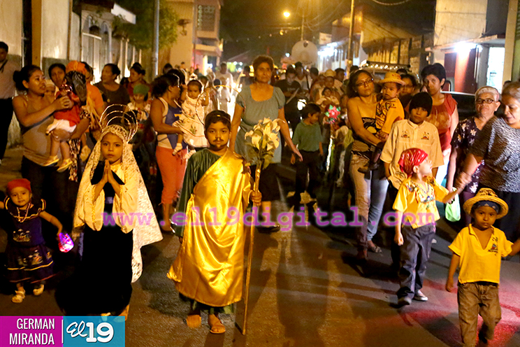 Masaya celebra tradicionales posadas navideñas