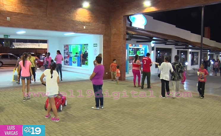 Multicentro Las Brisas abre sus puertas