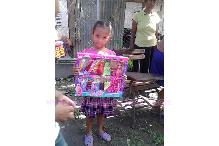 Alegría y felicidad en Bilwi con la entrega de juguetes