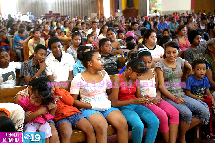 Niñez capitalina participa de novenario al Niño Dios