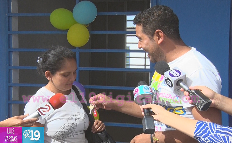 Entrega de viviendas dignas, un regalo de Navidad para las familias