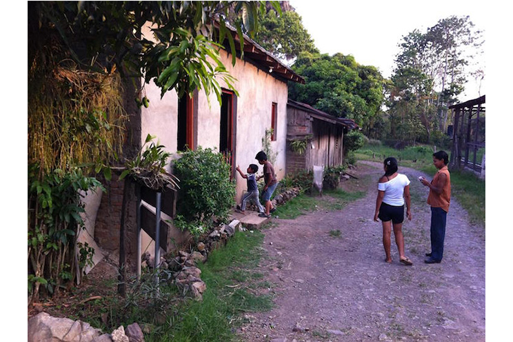 Publican en Finlandia libro sobre turismo y hospitalidad en las montañas del norte de Nicaragua