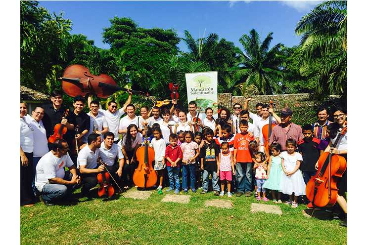 Realizan concierto navideño en Solentiname