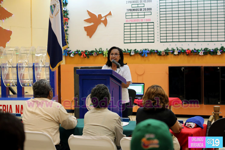 Premio Mayor del sorteo navideño de la Lotería Nacional cae en el número 07090