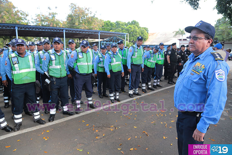 Policía Nacional despliega a sus agentes para garantizar seguridad en fiestas navideñas
