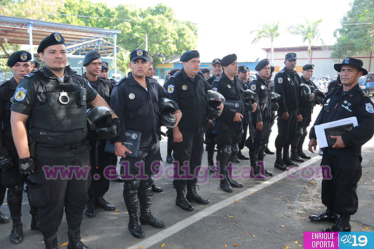 Policía Nacional despliega a sus agentes para garantizar seguridad en fiestas navideñas