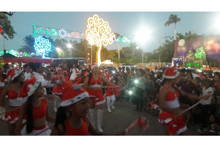 Movimiento Leonel Rugama realiza festival cultural en Avenida de Bolívar a Chávez