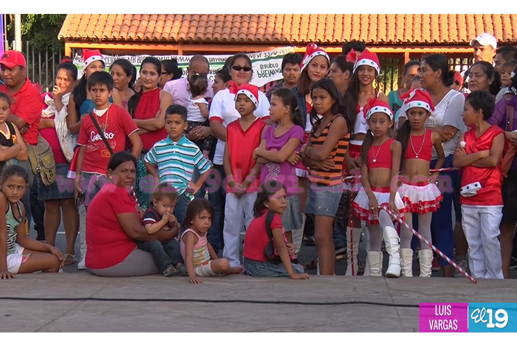 Movimiento Leonel Rugama realiza festival cultural en Avenida de Bolívar a Chávez