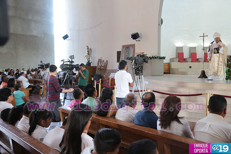 Iglesia Católica llama a vivir el 2016 en el modelo de la familia
