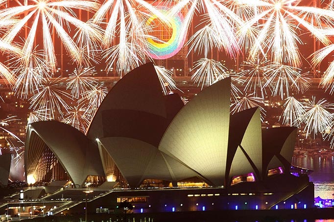 Se acaba el 2015: Varios países del mundo reciben el año nuevo