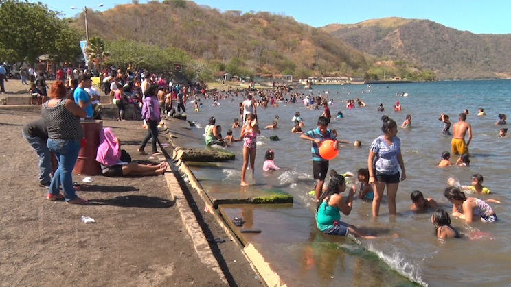 Miles de familias se fueron a recibir el Año Nuevo a los balnearios del país