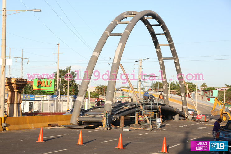 Avanza construcción de puente peatonal en la “Barricada de la Esperanza”